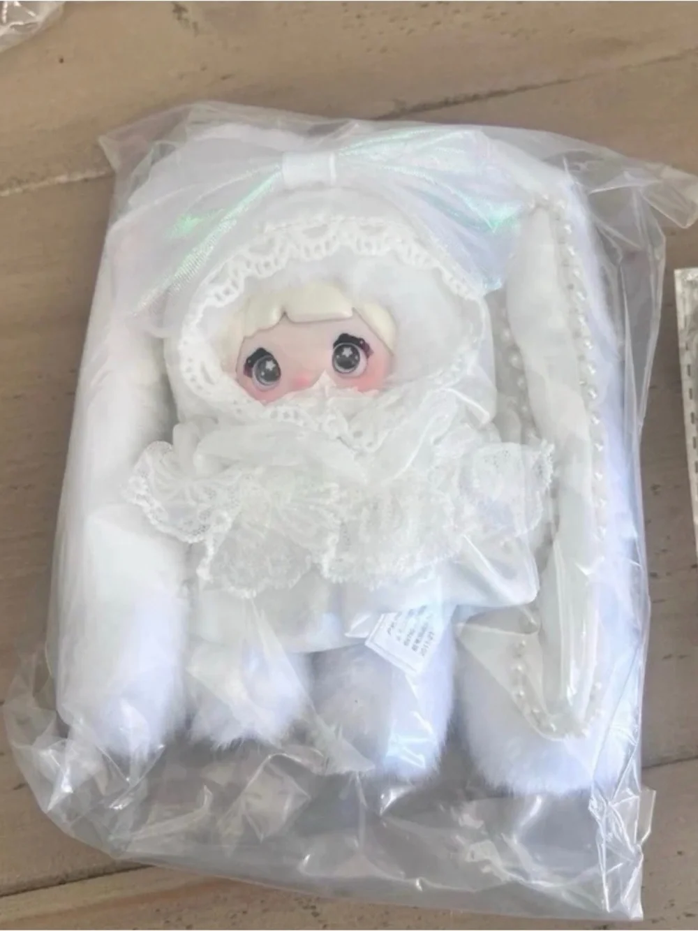 China Exclusive VIVO S50 Collaboration nommi White Confession